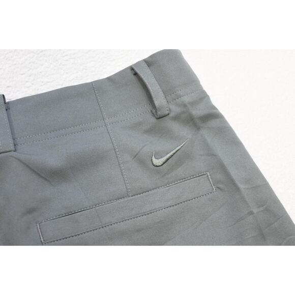 Nike Golf Shorts Dri Fit Stretch Gray Performance Flat 10" INS Mens Size 32 - Picture 1 of 5